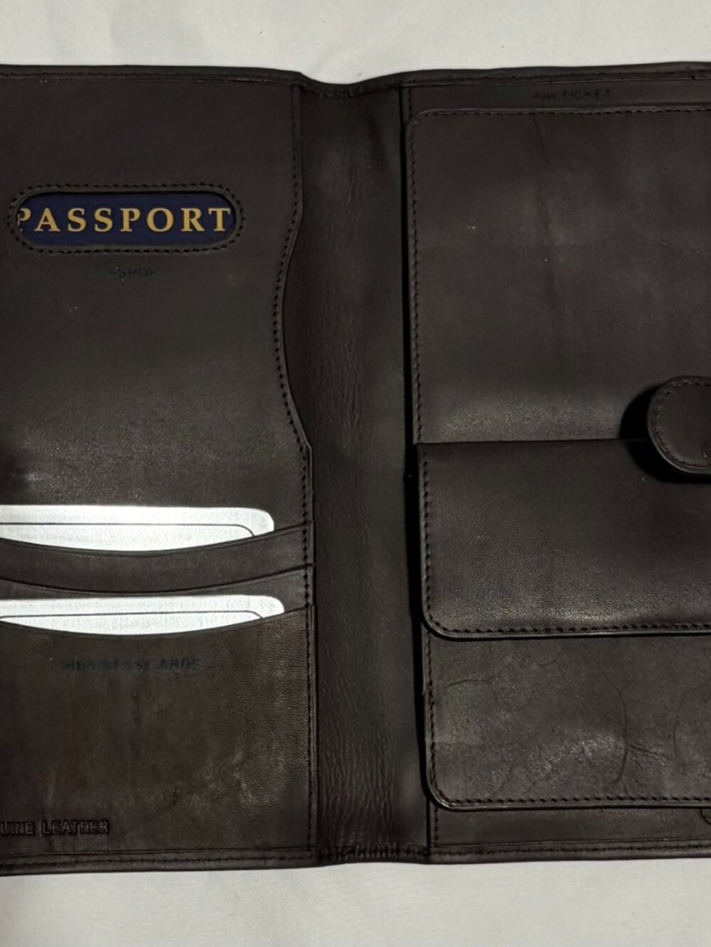 NWT WINN 6454 Leather Travel Organizer Wallet Passport & Removable Day Wallet